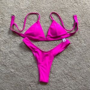 💕BNWT SHEIN triangle bikini💕